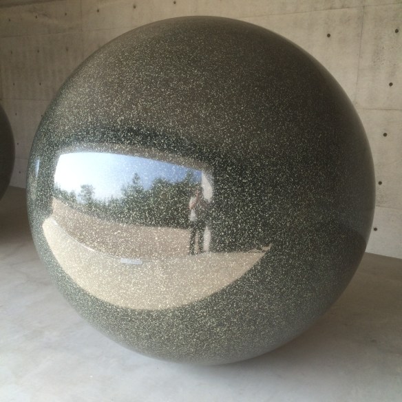 Walter de Maria "Seen/Unseen Known/Unknown" (Photo: © Rory Manchee - all rights reserved)