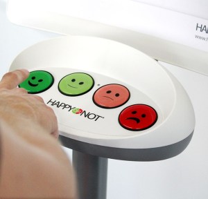 Image: Customer Feedback Device (Source: Smarte Carte) 